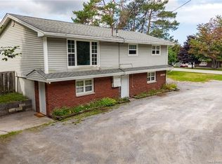 6 Parkdale Ave, Rothesay, NB E2E3P1