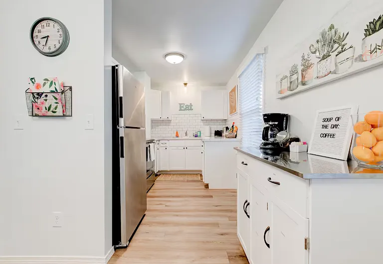 321 S Cannon St — Photo 4