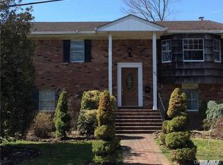 954 Allen Ln, Woodmere, NY 11598