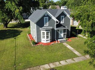 312 W 5th St, Sumner, IA 50674