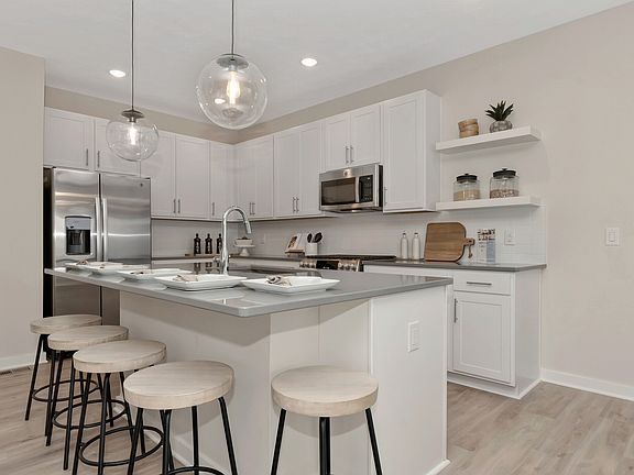 Loft Look kitchen with island