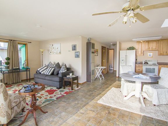 4th image of 1329 Seth Dr