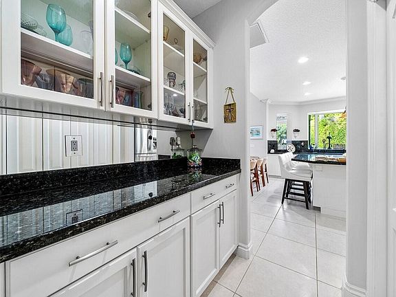 5th image of 6990 Cypress Cove Circle