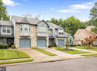 13 Eddlewood Pl, Mount Laurel, NJ 08054
