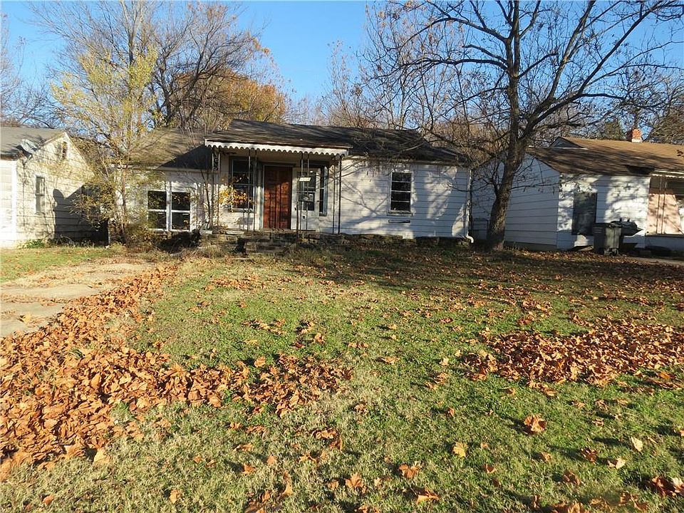 1st image of 1508 N Ocheese Ave