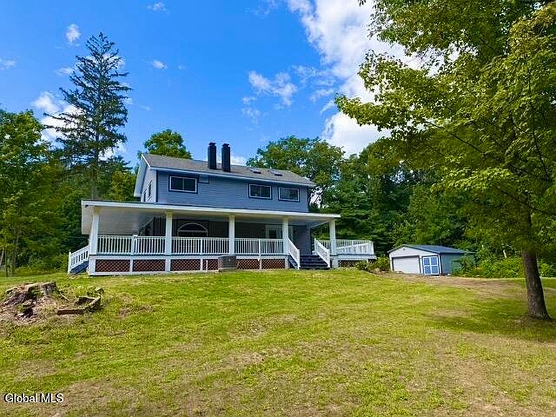 3rd image of 70 Stone Schoolhouse Road