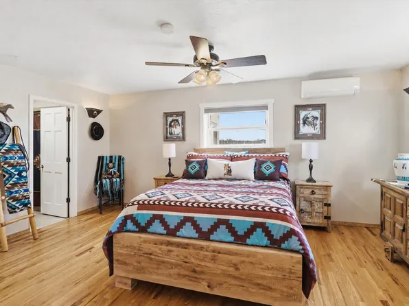 35 Vista Alondra, Santa Fe, NM 87508