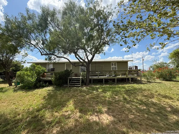 2542 Pena, Carrizo Springs, TX 78834