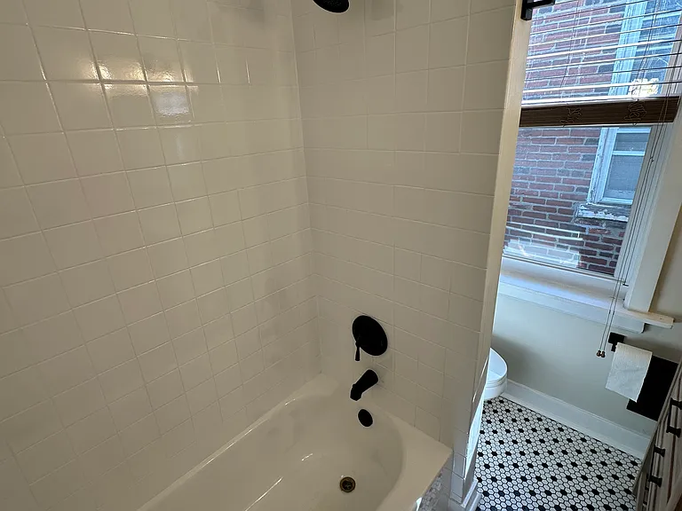 33 E Collings Ave — Photo 9