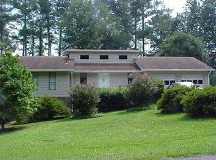 60 Plymouth Ln, Carrollton, GA 30117
