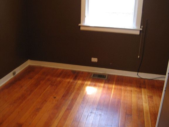 2nd image of 2129 N Damen Ave #1