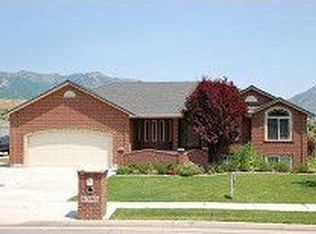 6390 S Raymond Dr, South Weber, UT 84405