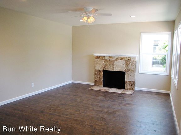 3rd image of 220 4th St