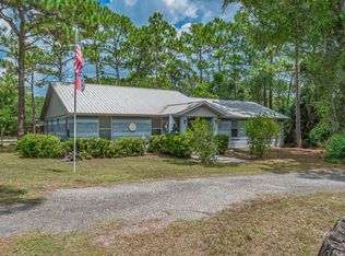 127 Putnal St, Carrabelle, FL 32322