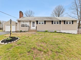 3 Rustlewood Dr, Canton, MA 02021