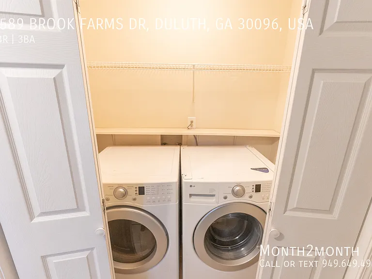 4589 Brook Farms Dr #USA — Photo 36