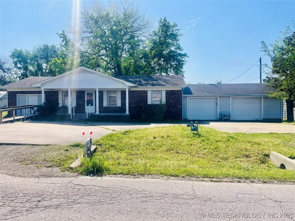 109 E Ash Ave, Fort Gibson, OK 74434