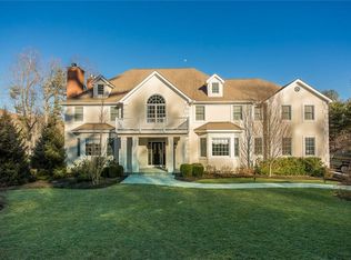 15 Random Farms Dr, Chappaqua, NY 10514