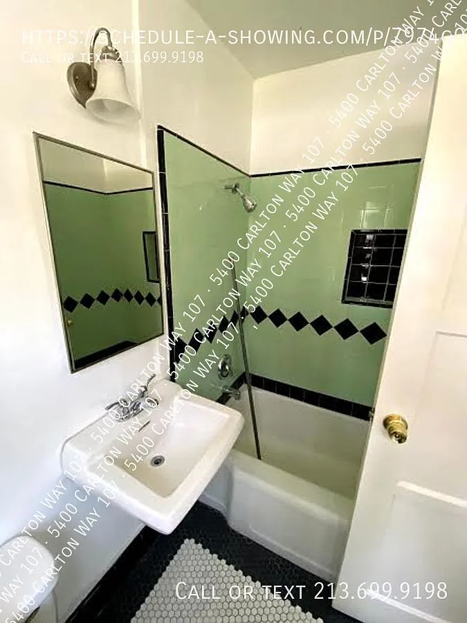 Hollywood Carlton Apartment, LLC — Photo 3