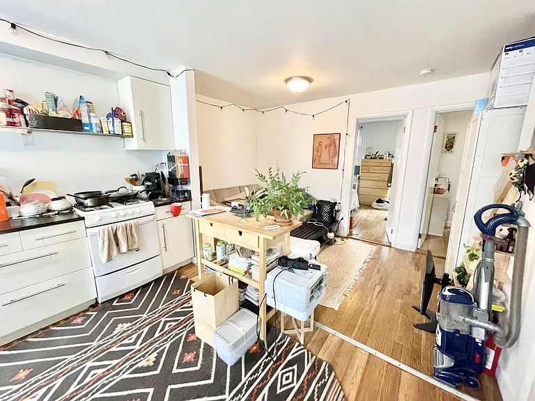 645 Baltic St #2 — Photo 4