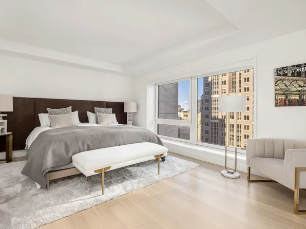 135 West 52nd Street image 17 of 23