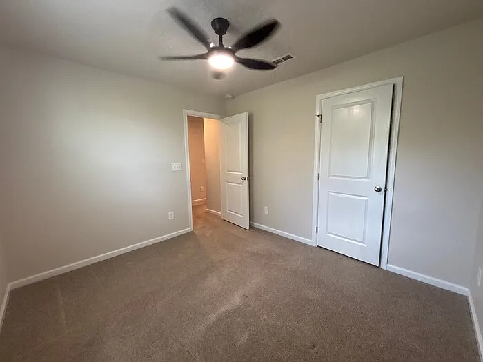 4320 Bowline Dr — Photo 32