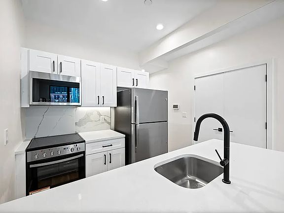 5th image of 463 W 125th St #4B