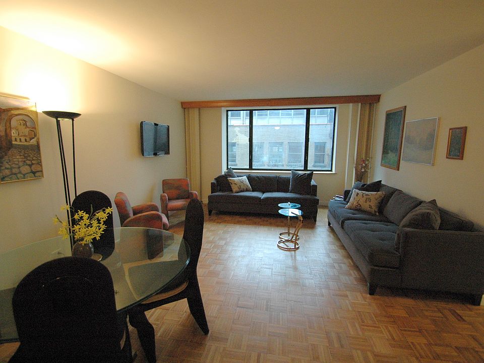 1st image of 30 W 61st St APT 12B