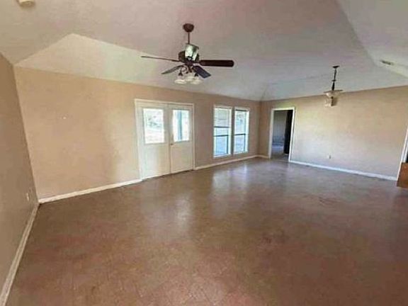 Additional Living Room
