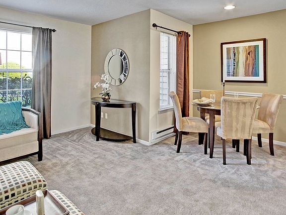 5th image of 11000 16th Ave SE APT 102