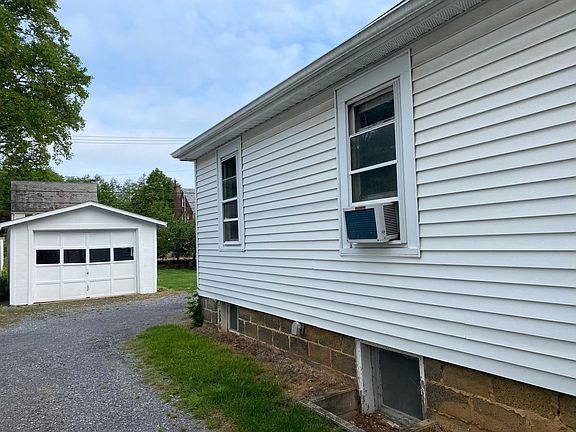3rd image of 145 Hartswick Ave