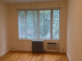 28-19 48th St #2, Astoria, NY 11103