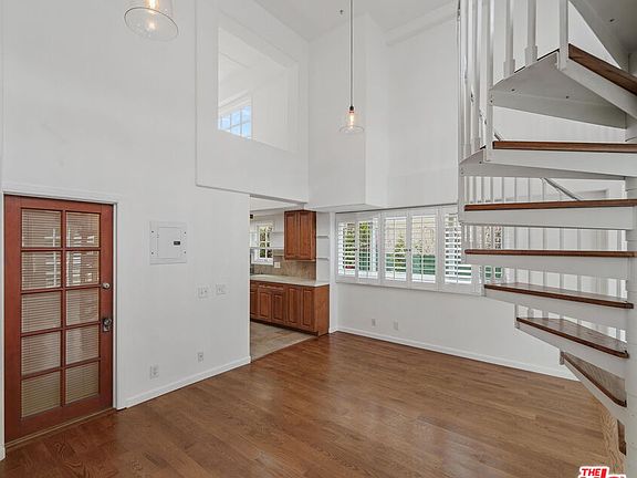 4th image of 25 Arcadia Ter APT 1