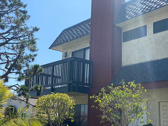 4th image of 4264 W 182nd St