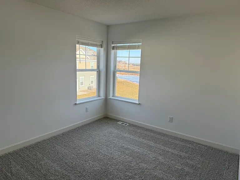 1807 Gable Dr — Photo 14