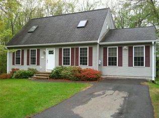 83 Vann St, Springfield, MA 01119