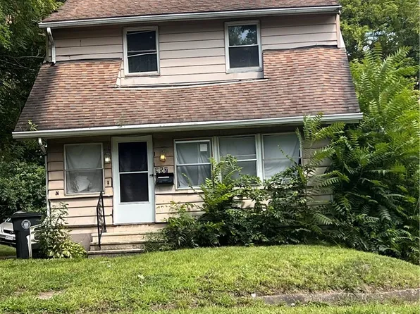 957 Bank St, Akron, OH 44305