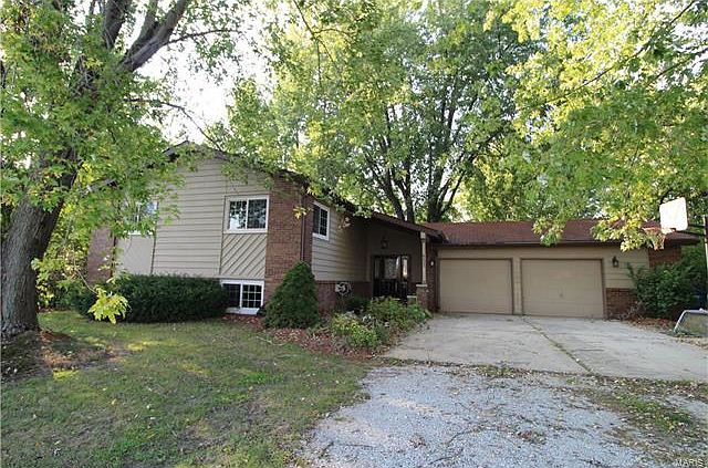 1st image of 455 Tamarach Dr
