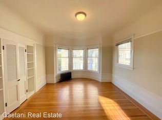 1357 Clay St #14, San Francisco, CA 94109
