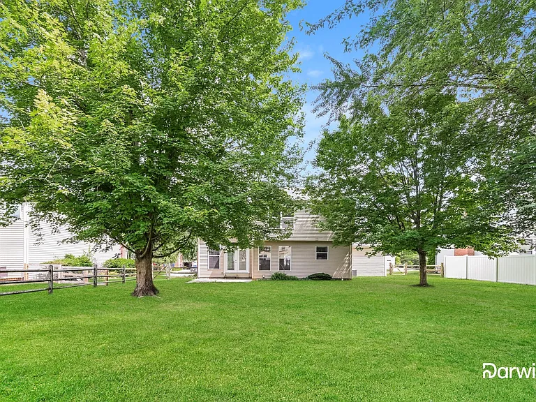 1194 Creekstone Dr — Photo 14