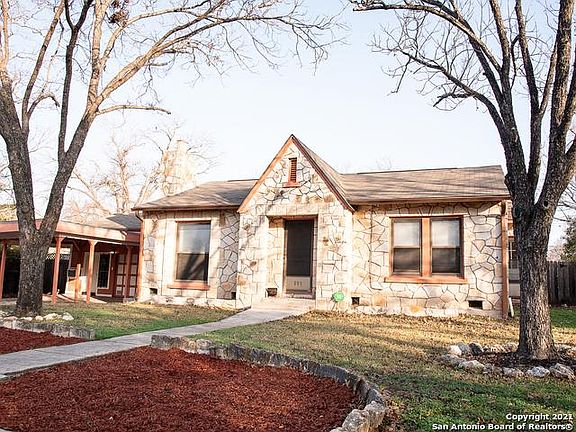 2nd image of 257 W Hermosa Dr