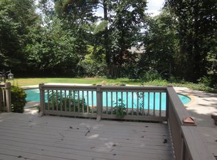 574 Haralson Dr SW, Lilburn, GA 30047