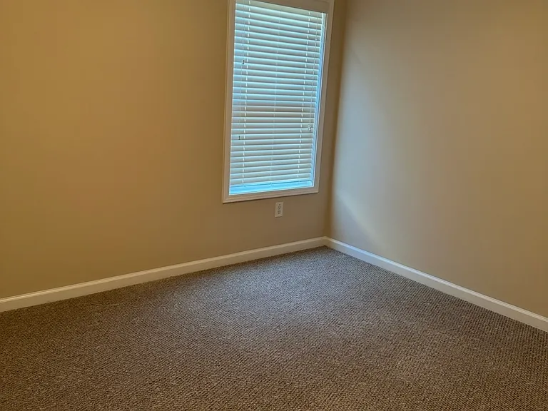 4635 Granby Cir — Photo 28