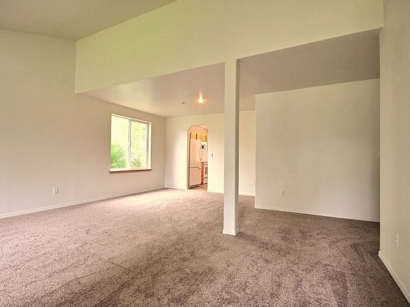 4th image of 6814 179th Street Ct E