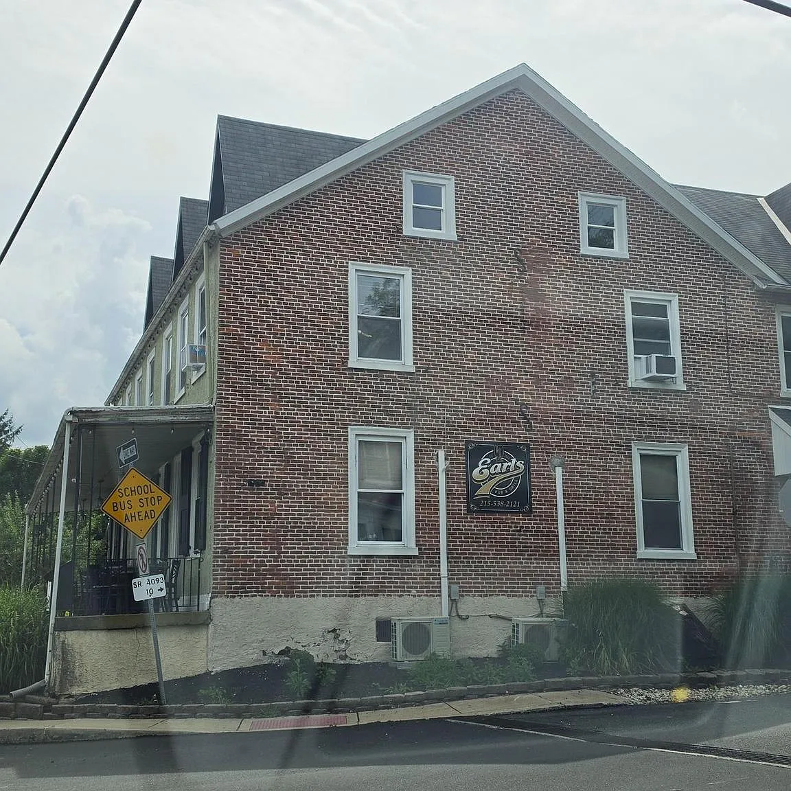 1 bed, 750 sqft, $1,400 — Photo 2