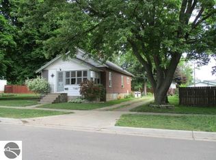 1039 Rosedale St, Alma, MI 48801