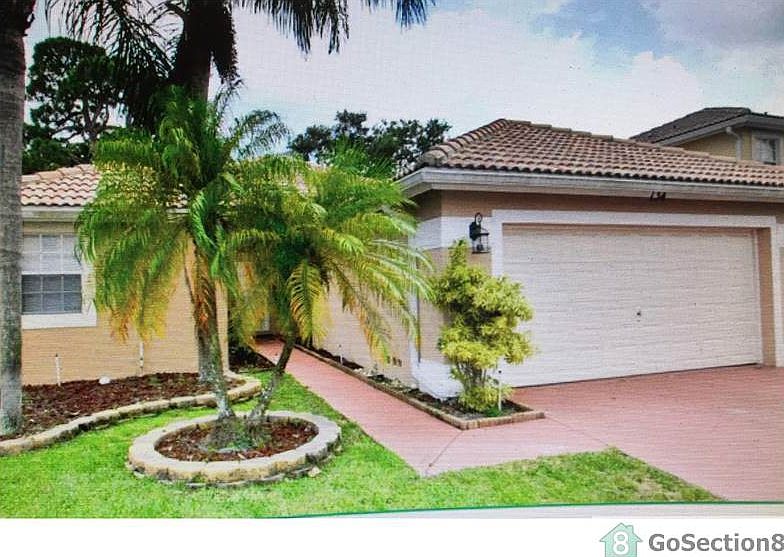 1st image of 135 Citrus Park Cir
