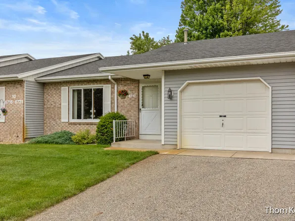 6717 Leisure Way Dr SE, Caledonia, MI 49316