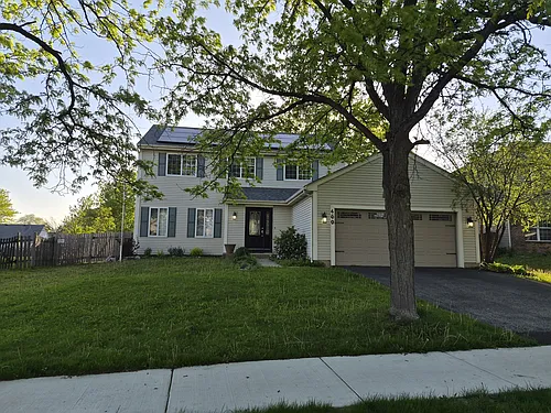 460 Danbury Dr Photo 1