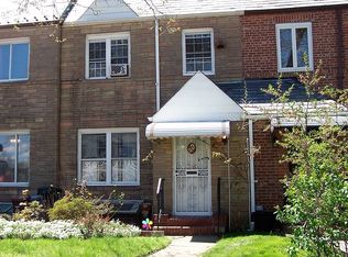6078 70th St, Maspeth, NY 11378